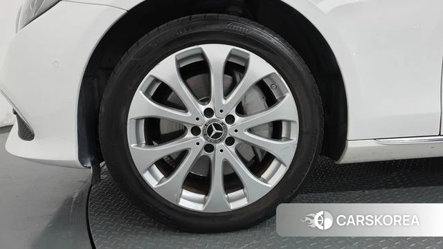 Mercedes-Benz E-Class W213 id 5035810 из Кореи 28