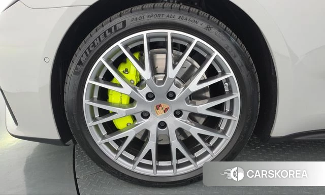 Porsche Panamera (976) id 4990453 из Кореи 31