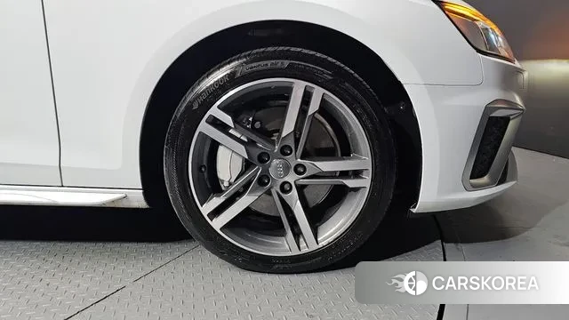 Audi A4 (B9) id 3577707 из Кореи 15