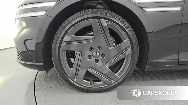 Genesis G90 (RS4) id 5001735 из Кореи 35