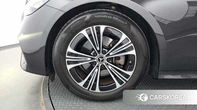Mercedes-Benz E-Class W214 id 5045892 из Кореи 29
