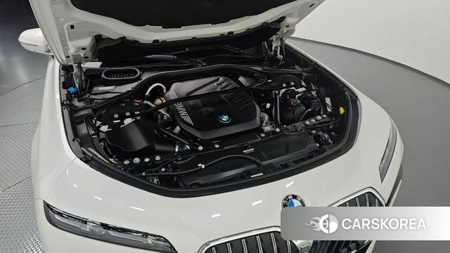 BMW 7 Series (G70) id 4964373 из Кореи 32