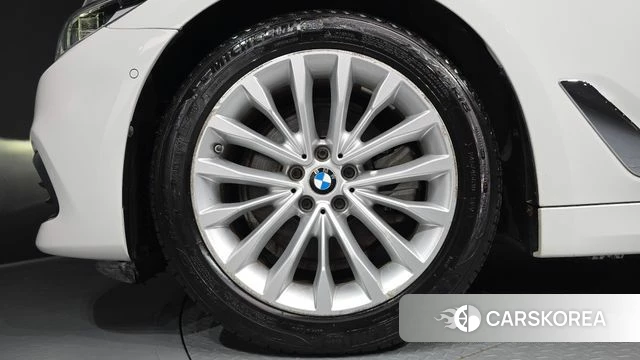 BMW 5 Series (G30) id 5023711 из Кореи 15