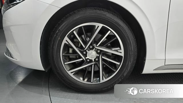 Hyundai The New Grandeur IG id 4661337 из Кореи 27