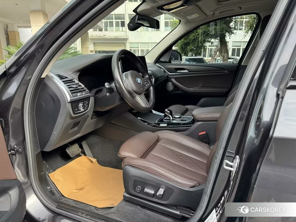 BMW X3 2022 Темно-серый из Китая, фото 5