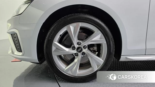 Audi A4 (B9) id 5003131 из Кореи 15