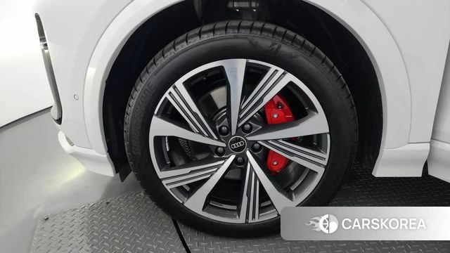 Audi SQ6 e-Tron (GF) id 4329323 из Кореи 36