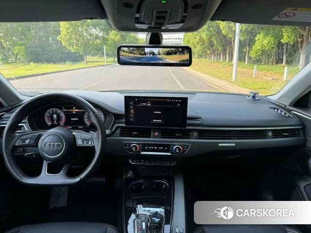 Audi A4L 2021 Темно-серый из Китая, фото 5