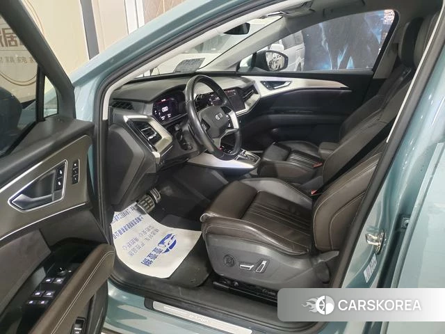 Audi Q5L 2023 Зеленый из Китая, фото 5