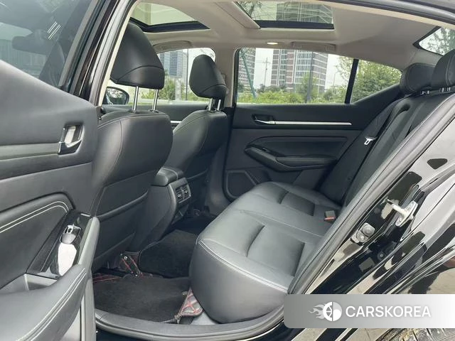 Nissan Altima 2021 Черный из Китая, фото 5