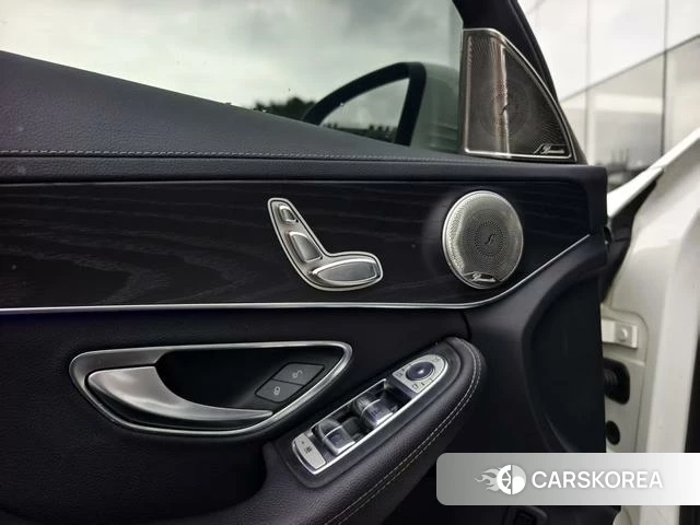 Mercedes-Benz C-class 2021 Белый из Китая, фото 6