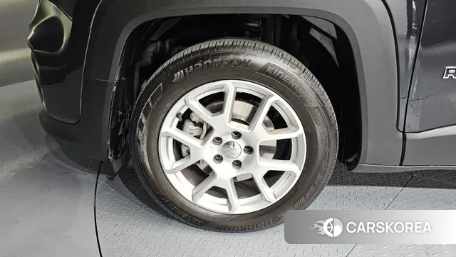 Jeep Renegade id 3640237 из Кореи 15
