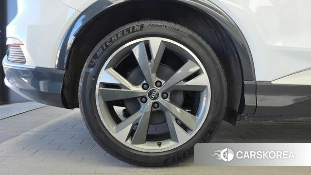 Audi Q4 e-Tron (F4) id 4779188 из Кореи 15
