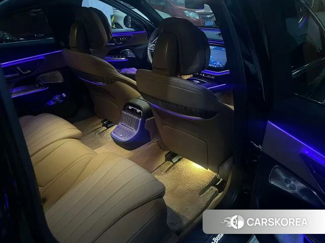 Mercedes-Benz E-Class 2025 Черный из Китая, фото 5