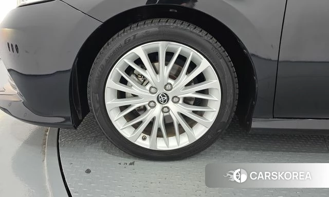 Toyota Camry (XV70) id 4952909 из Кореи 26