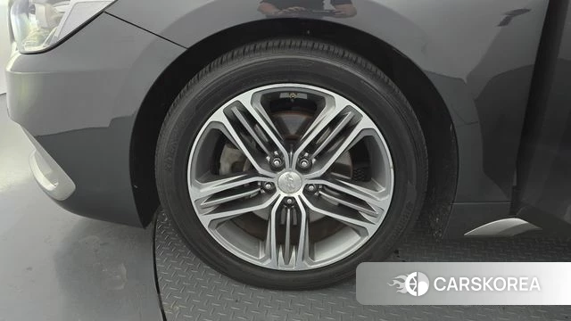 Hyundai Grandeur IG id 5024189 из Кореи 15
