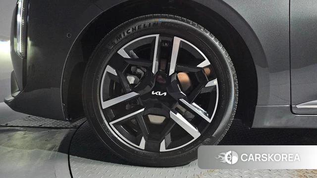 Kia The New K8 Hybrid id 4950218 из Кореи 26