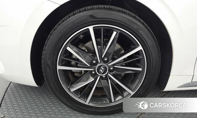 Hyundai The New Grandeur IG id 4992612 из Кореи 33