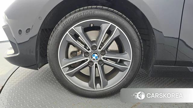 BMW 1 Series (F40) id 5002502 из Кореи 15