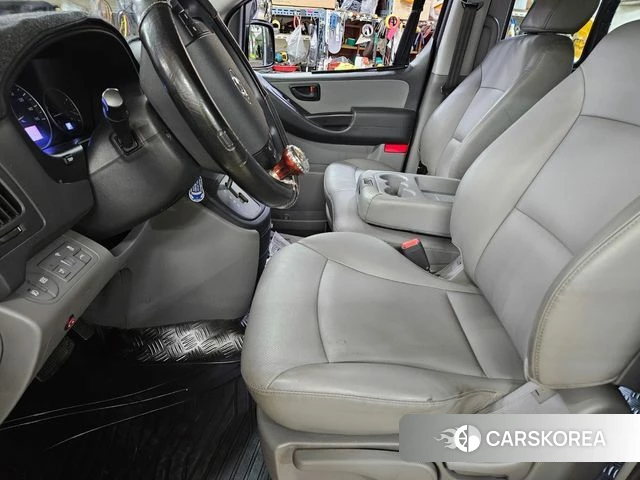 Hyundai The New Grand Starex id 4754906 из Кореи 12