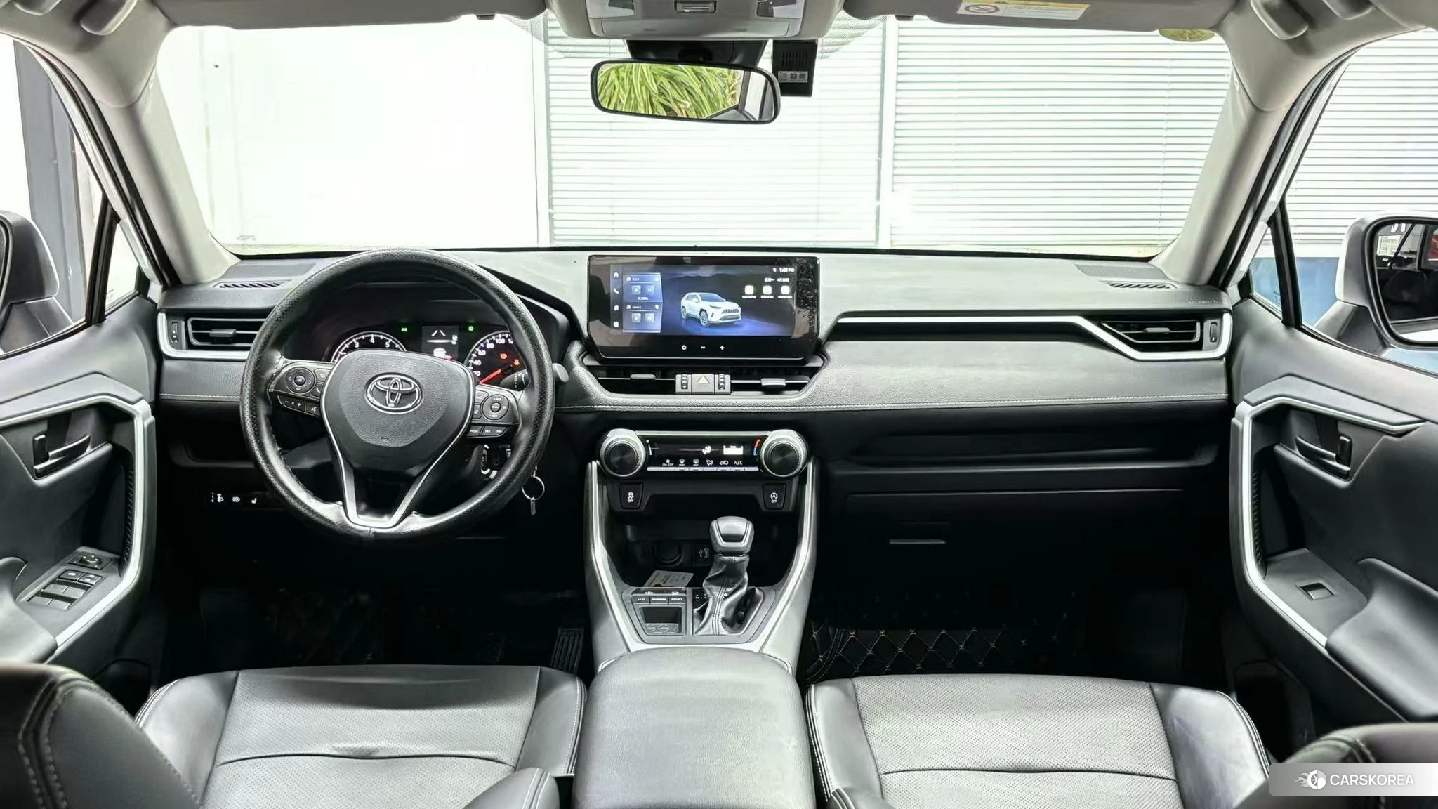 Toyota RAV4 2024 Белый из Китая, фото 5