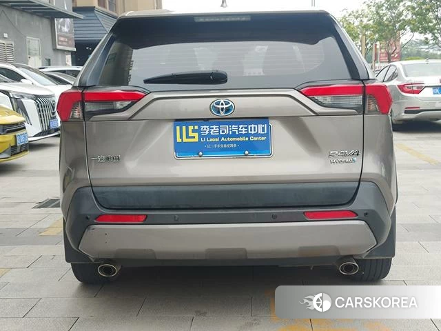 Toyota RAV4 2021 Шампань из Китая, фото 5