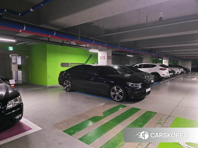 BMW 7 Series (G11) 2018 Черный из Кореи, фото 5