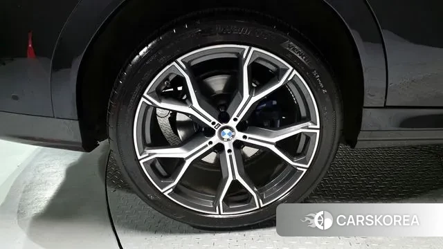 BMW X6 (G06) id 3740765 из Кореи 15