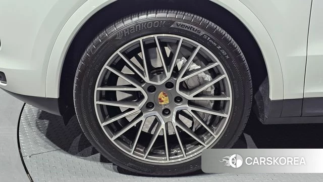 Porsche Cayenne (PO536) id 4764833 из Кореи 31