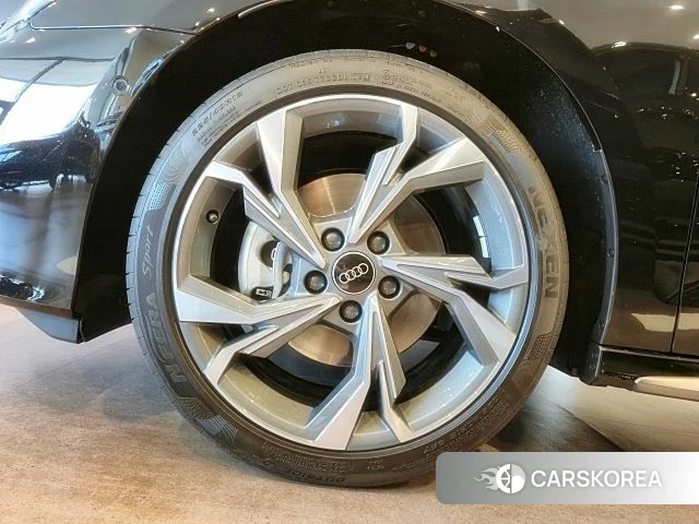 Audi A3 (8Y) id 5015661 из Кореи 15