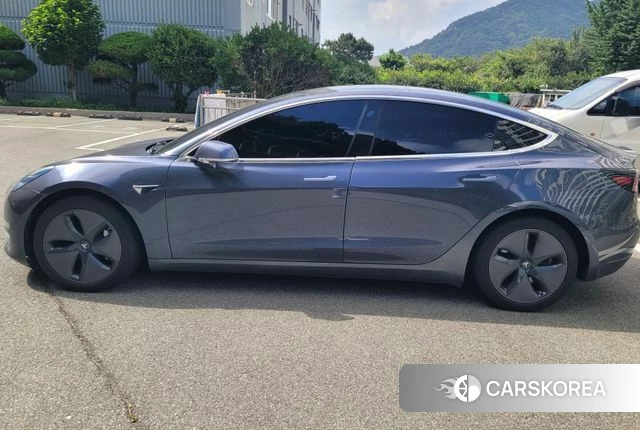 Tesla Model 3 2020 Серый из Кореи, фото 5