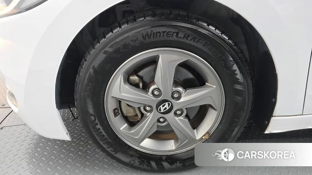 Hyundai Avante AD id 4960283 из Кореи 25