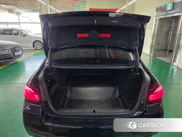 BMW 5 Series (G30) id 5001145 из Кореи 13