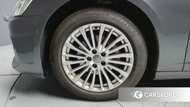 Audi A6 (C8) id 4930441 из Кореи 32