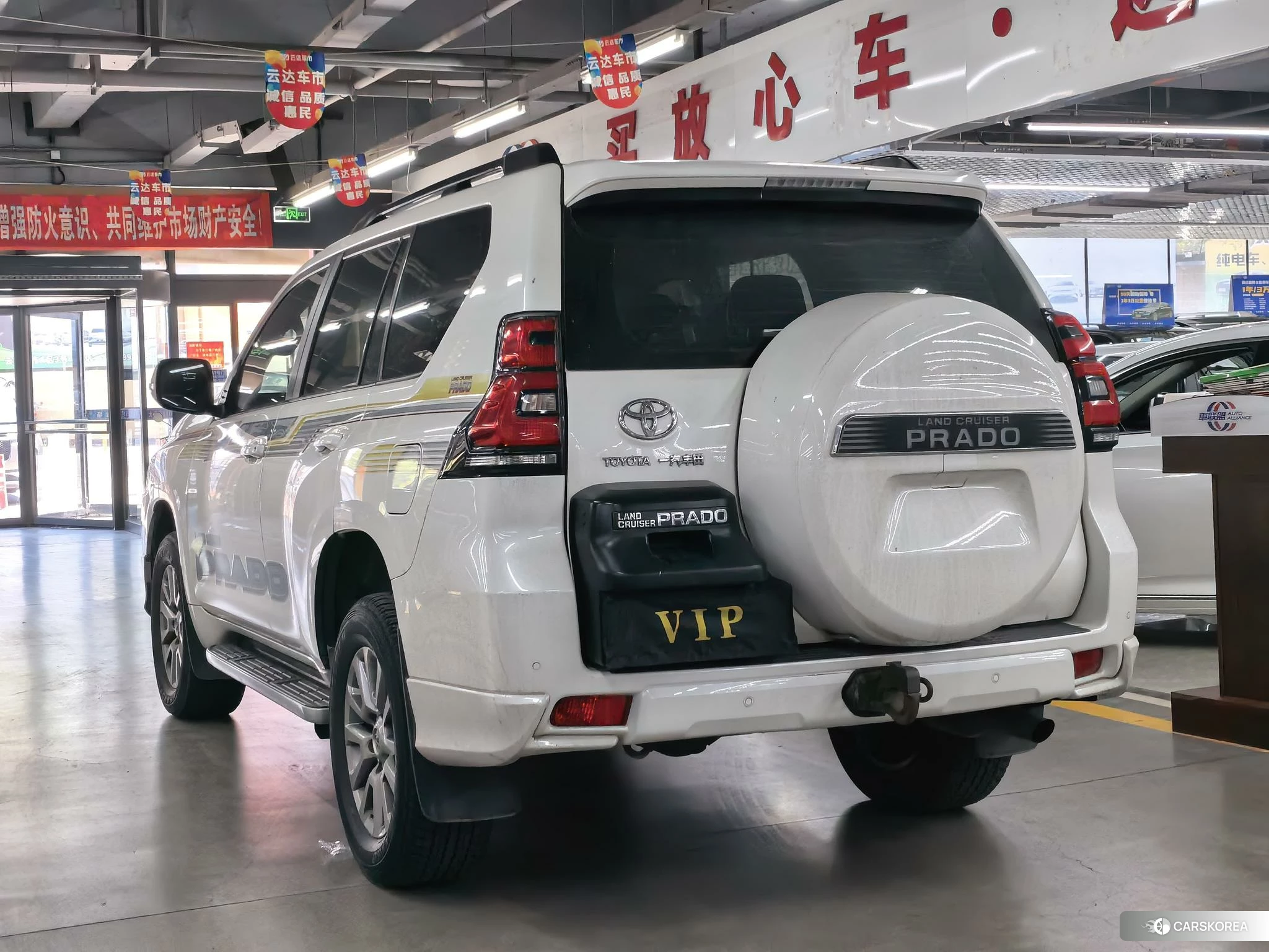 Toyota Land Cruiser 2019 Белый из Китая, фото 6
