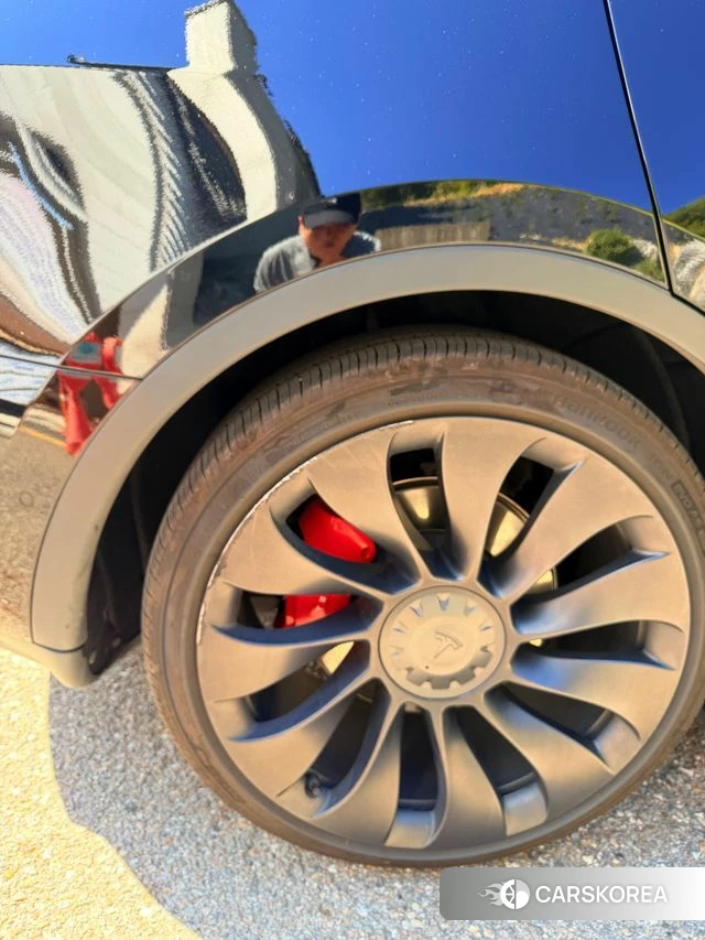 Tesla Model Y 2022 Черный из Кореи, фото 5