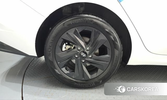 Hyundai Avante Hybrid (CN7) id 4996543 из Кореи 25