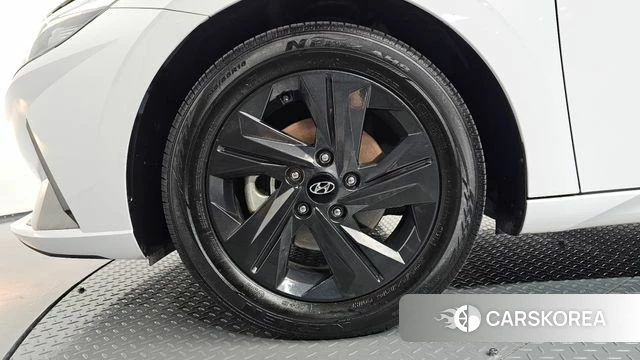 Hyundai Avante Hybrid (CN7) id 4991351 из Кореи 15