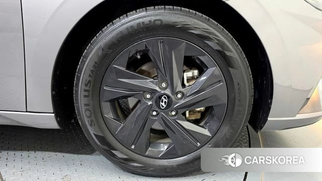 Hyundai Avante Hybrid (CN7) id 4929949 из Кореи 28