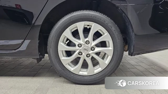 Nissan Centra id 3608179 из Кореи 15