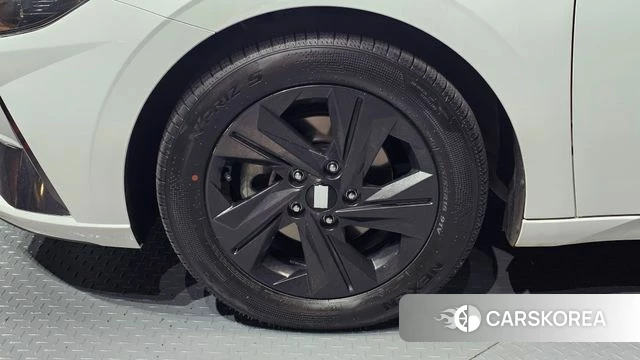 Hyundai Avante Hybrid (CN7) id 4991383 из Кореи 25