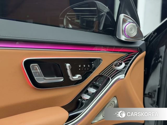 Mercedes-Benz S-Class 2024 Черный из Китая, фото 5