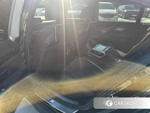 BMW 7 Series (G11) 2021 Черный из Кореи, фото 5