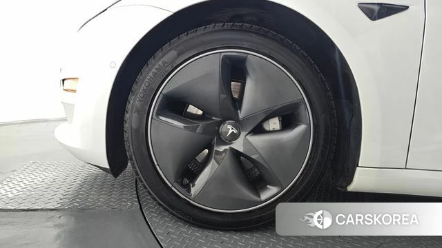 Tesla Model 3 id 4992596 из Кореи 27