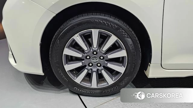 Toyota Sienna id 4998704 из Кореи 15