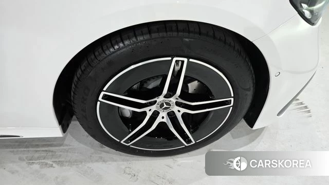 Mercedes-Benz E-Class W214 id 5010937 из Кореи 15