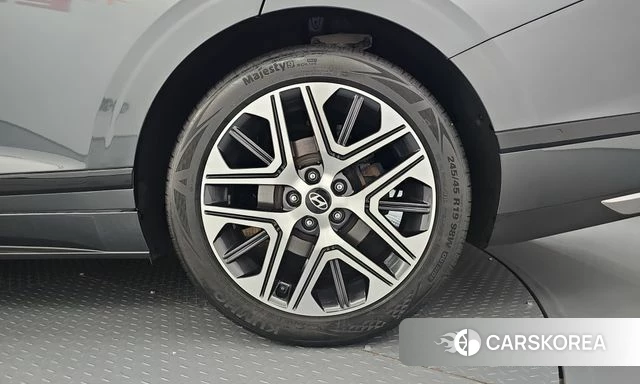 Hyundai Grandeur (GN7) id 4950673 из Кореи 37