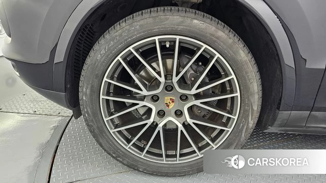 Porsche Cayenne (PO536) id 4918663 из Кореи 28