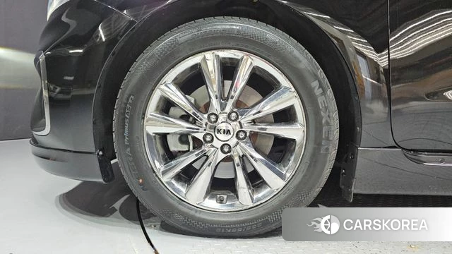 Kia The New Carnival id 4967522 из Кореи 25