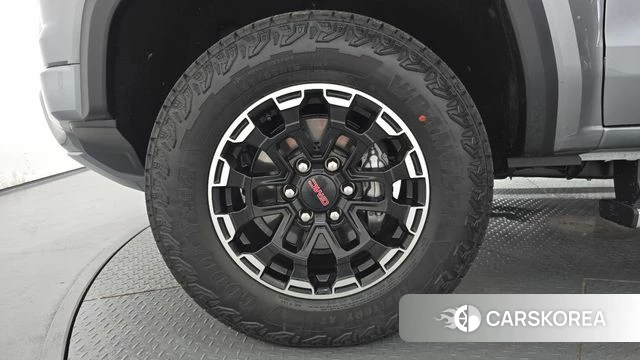 GMC Canyon 3rd Generation id 4743759 из Кореи 32